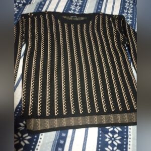 Cable & Gauge Black and Gold Patterned Sweater